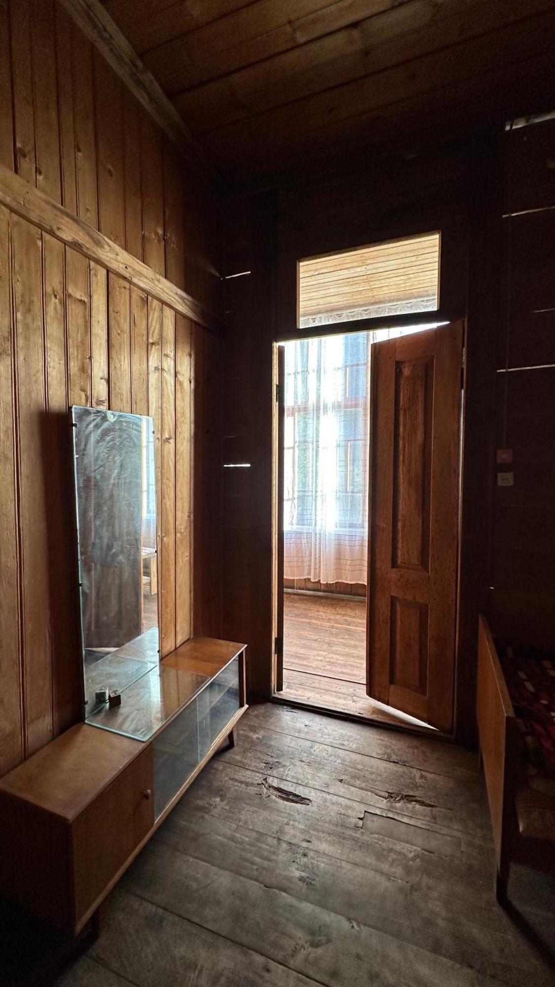 Homestay Wood House Gomi Ozurget'i